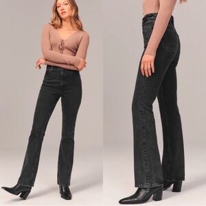 Abercrombie 70s Flare Jeans Curve Love in Black